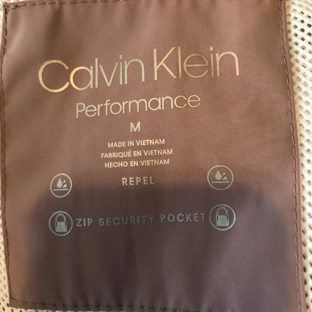 Calvin Klein performance rain jacket - Picture 3 of 5